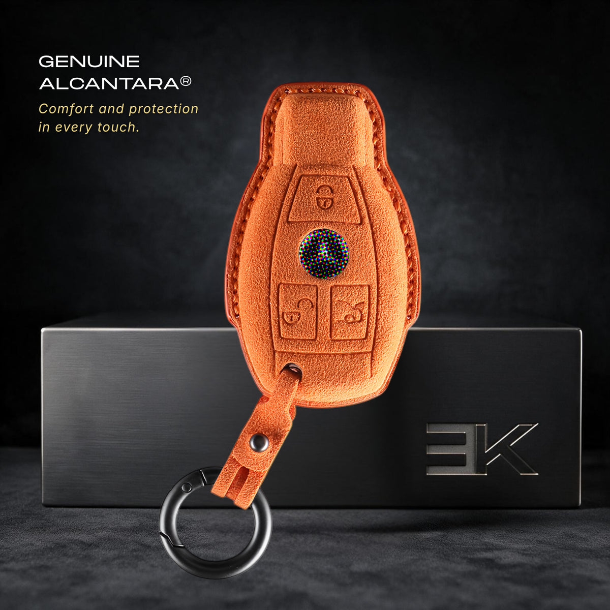 Mercedes Sleutelhoes — Officieel Alcántara® | GLA, GLB, EQA & More