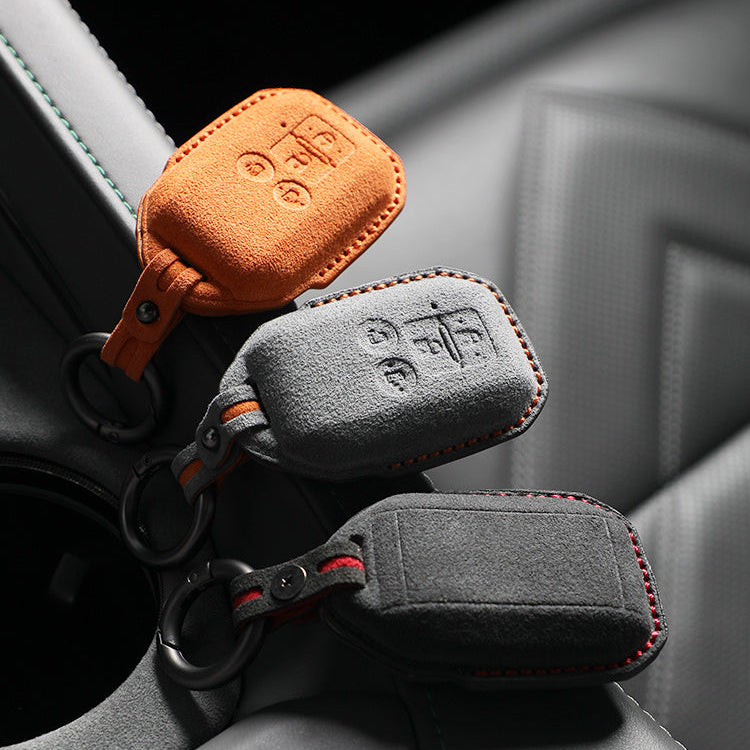 Custodia Suzuki — Alcántara® Ufficiale | Jimny, Grand Vitara, S-Cross & More