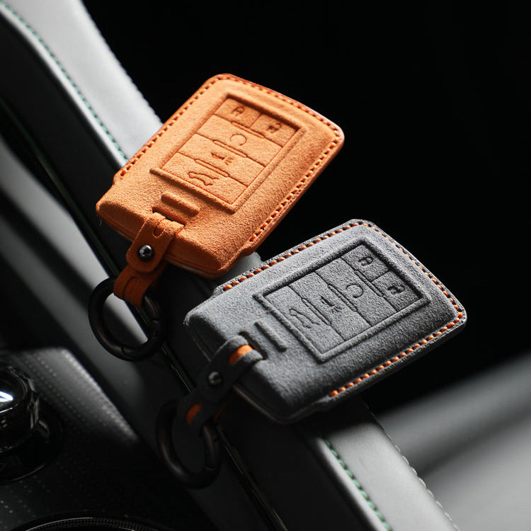 غطاء مفتاح Cadillac — الكانتارا® الرسمي | XT4, XT6, Lyriq & More
