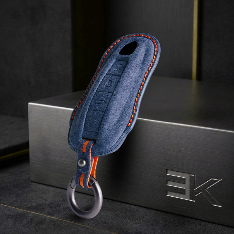 Porsche Sleutelhoes — Officieel Alcántara® | 911, Cayenne, Macan & More