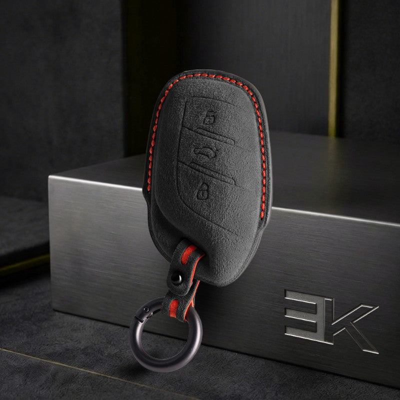 Etui MG — Oficjalna Alcántara® | MG4, MG ZS, MG HS, MG5 & More