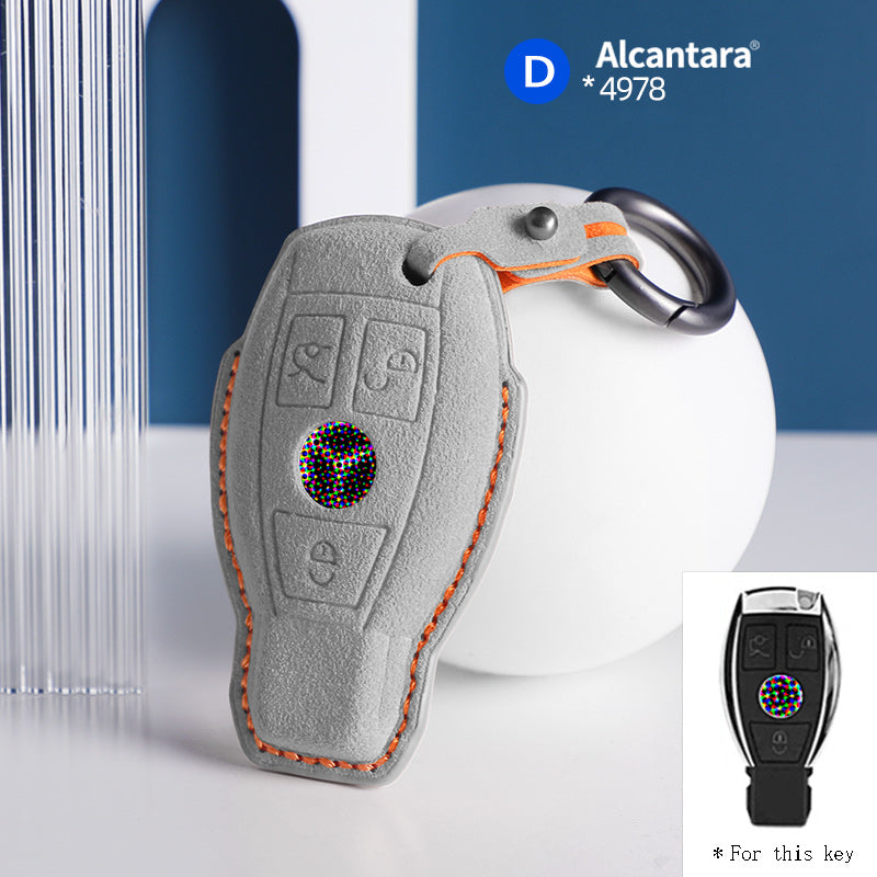 Mercedes Sleutelhoes — Officieel Alcántara® | GLA, GLB, EQA & More