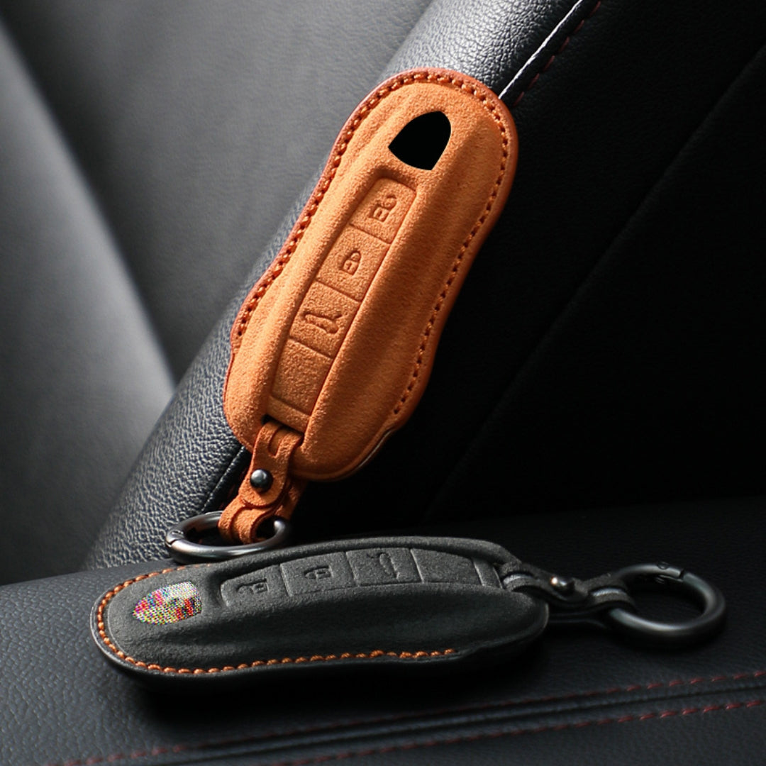 Porsche Sleutelhoes — Officieel Alcántara® | 911, Cayenne, Macan & More