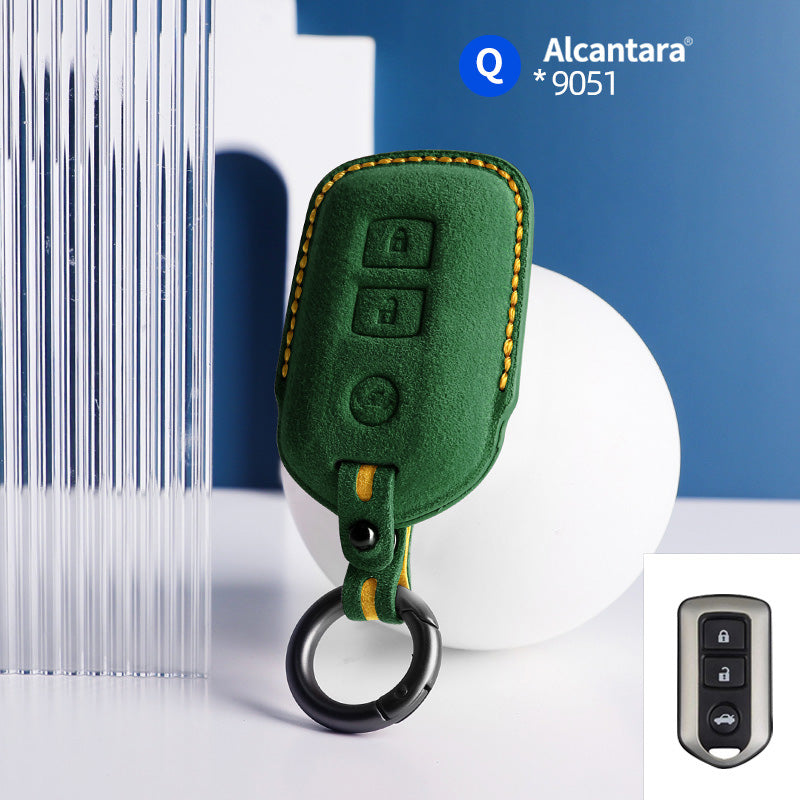 Etui Toyota — Oficjalna Alcántara® | Raize, Rocky, Agya GR & More