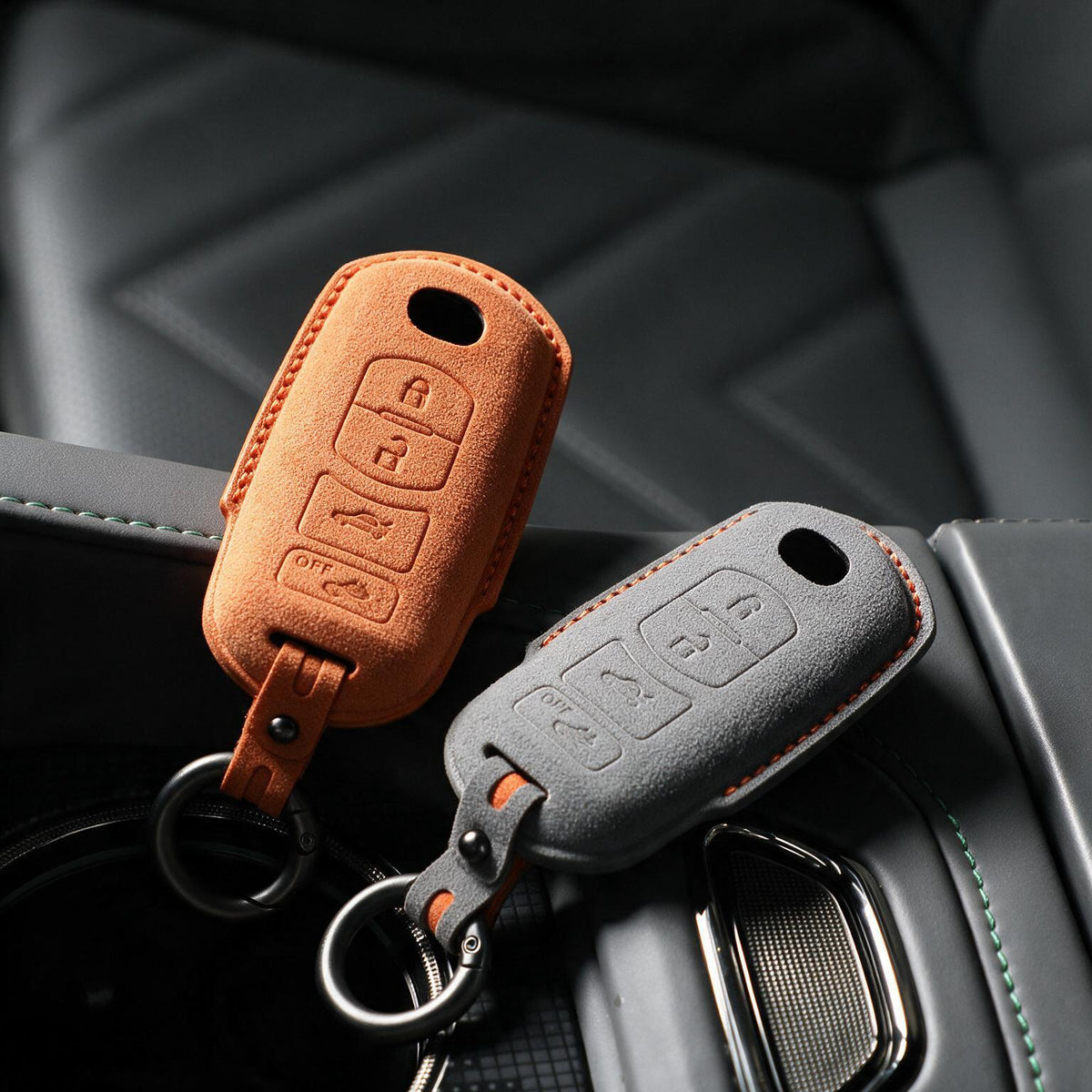 Mazda Sleutelhoes — Officieel Alcántara® | CX-5, CX-30, Mazda 3 & More (4 Buttons)