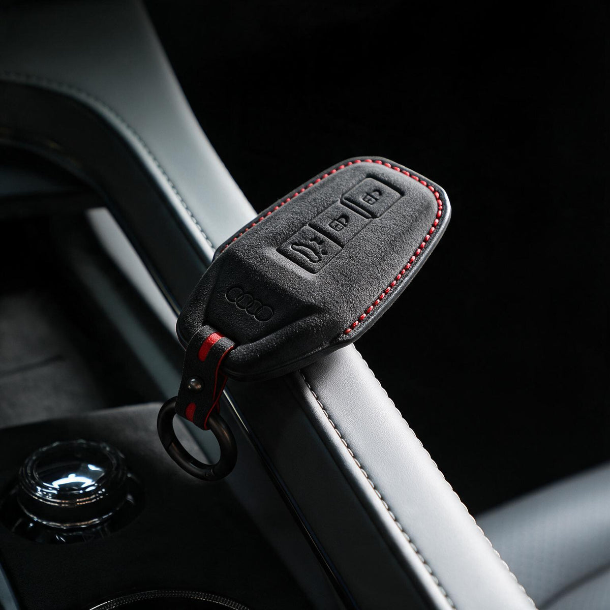 غطاء مفتاح Audi — الكانتارا® الرسمي | A6, A7, Q7, Q8 & More