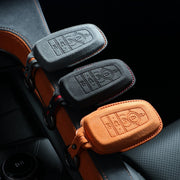 Etui Ford — Oficjalna Alcántara® | F-150, Mustang, Explorer & More