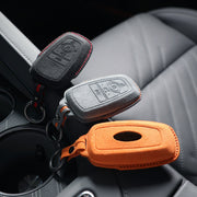 Etui Ford — Oficjalna Alcántara® | F-150, Mustang, Explorer & More