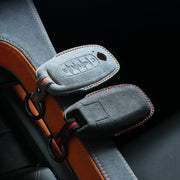 Nissan Schlüsselhülle — Offizielle Alcántara® | X-Trail, Qashqai, Rogue & More (5 Buttons)