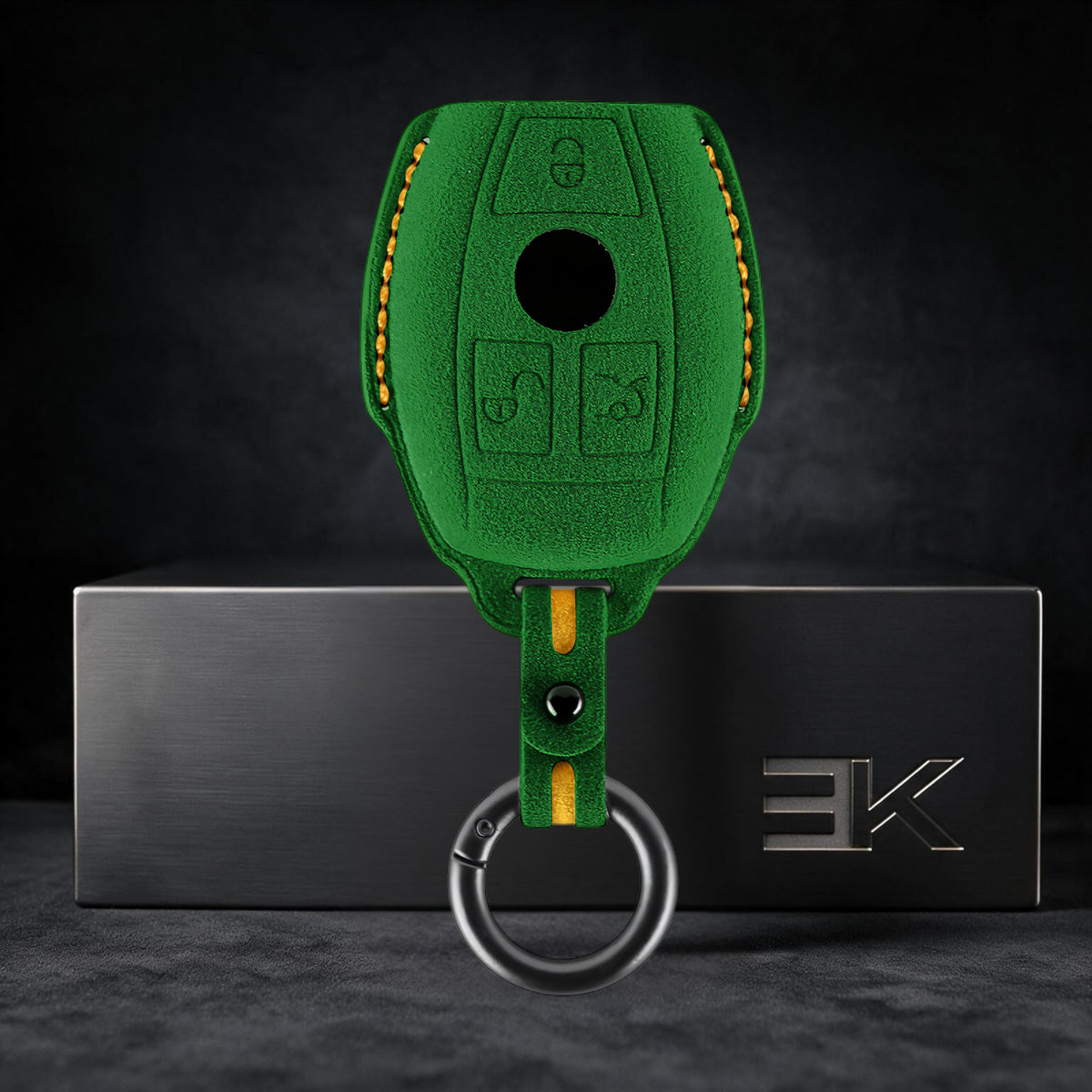 Etui Mercedes — Oficjalna Alcántara® | G-Class, GL, GLE Coupé & More