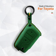 Toyota Sleutelhoes — Officieel Alcántara® | Avalon, Camry Hybrid, RAV4 Hybrid & More