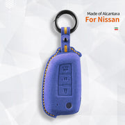 Nissan Sleutelhoes — Officieel Alcántara® | Armada, Titan, NV & More