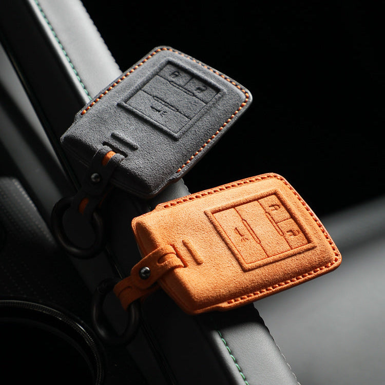 غطاء مفتاح Cadillac — الكانتارا® الرسمي | CT6, Escalade, XT5 & More