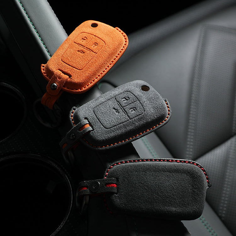 Etui Buick — Oficjalna Alcántara® | Envision Plus, Encore GX & More