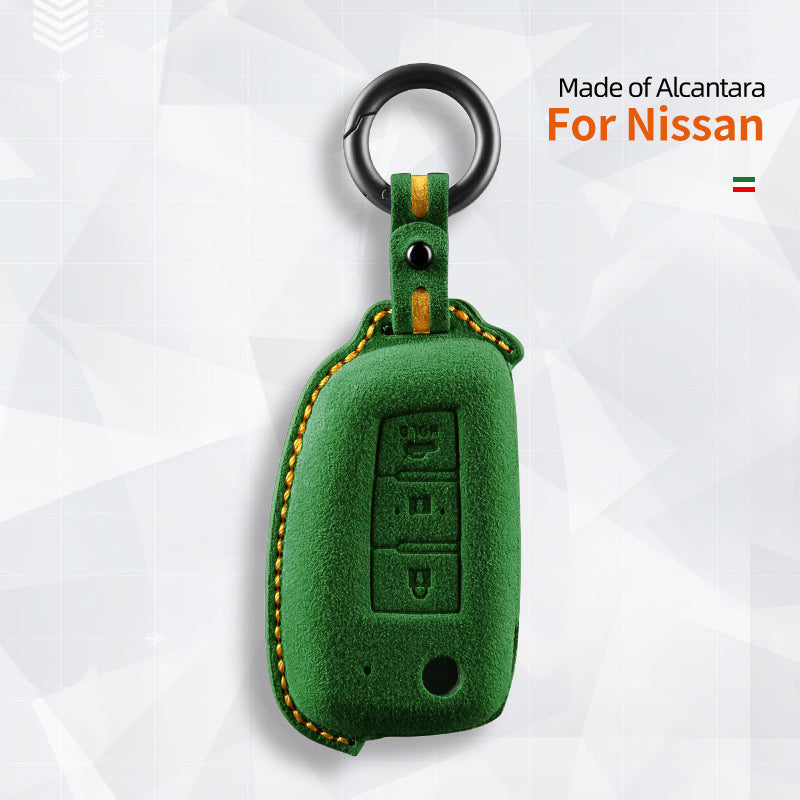 Nissan Sleutelhoes — Officieel Alcántara® | Armada, Titan, NV & More