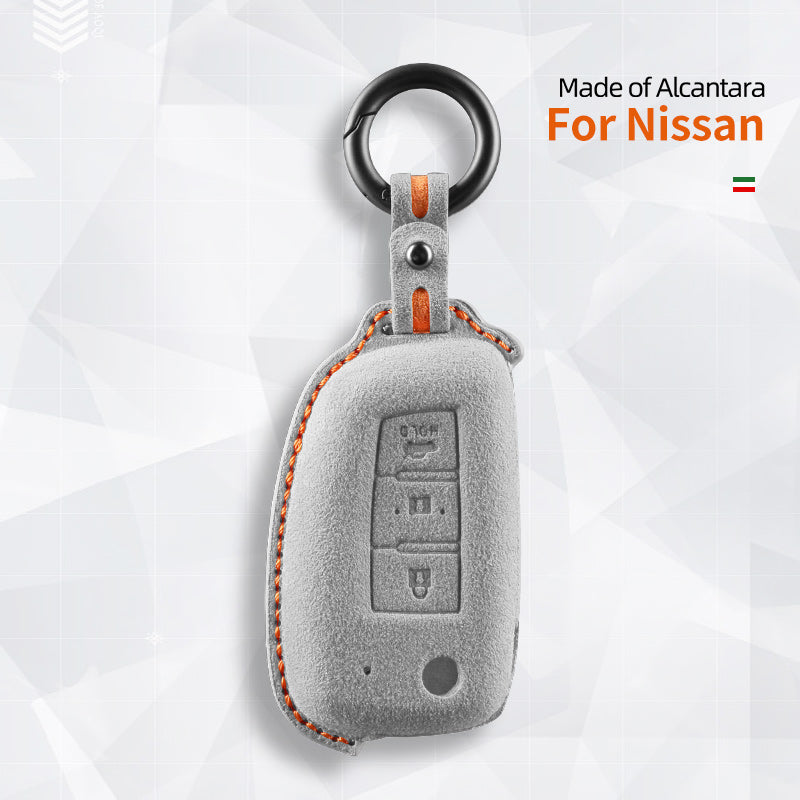 Nissan Sleutelhoes — Officieel Alcántara® | Armada, Titan, NV & More