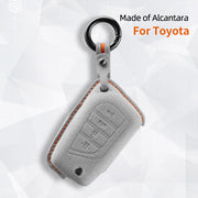 غطاء مفتاح Toyota — الكانتارا® الرسمي | Highlander, Sequoia, Tundra & More