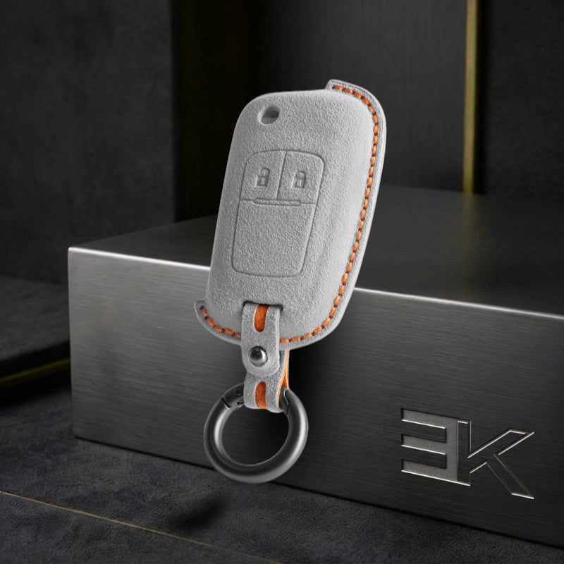 Étui Chevrolet &amp; GMC — Alcántara® Officiel | Spark, Bolt EV, Aveo & More