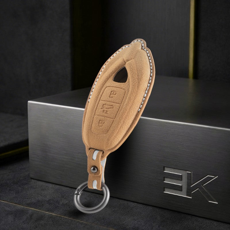 غطاء مفتاح Lamborghini — الكانتارا® الرسمي | Urus, Huracán, Revuelto