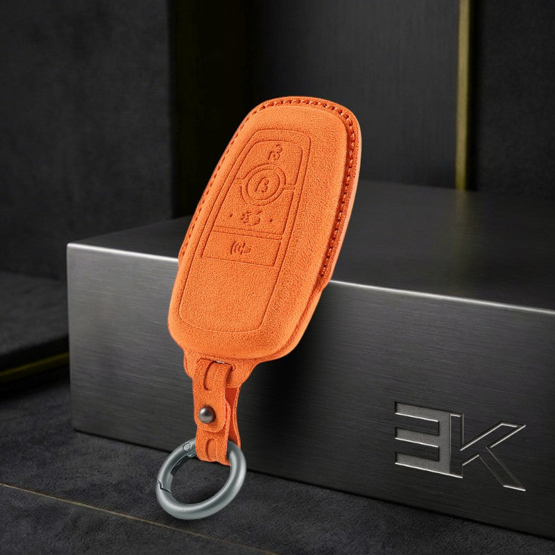 Etui Ford — Oficjalna Alcántara® | F-150, Mustang, Explorer & More