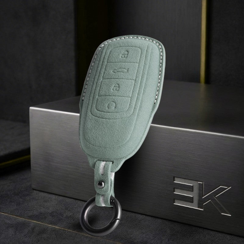 Chery Sleutelhoes — Officieel Alcántara® | Tiggo 4 Pro, Arrizo 8, Omoda C5 & More