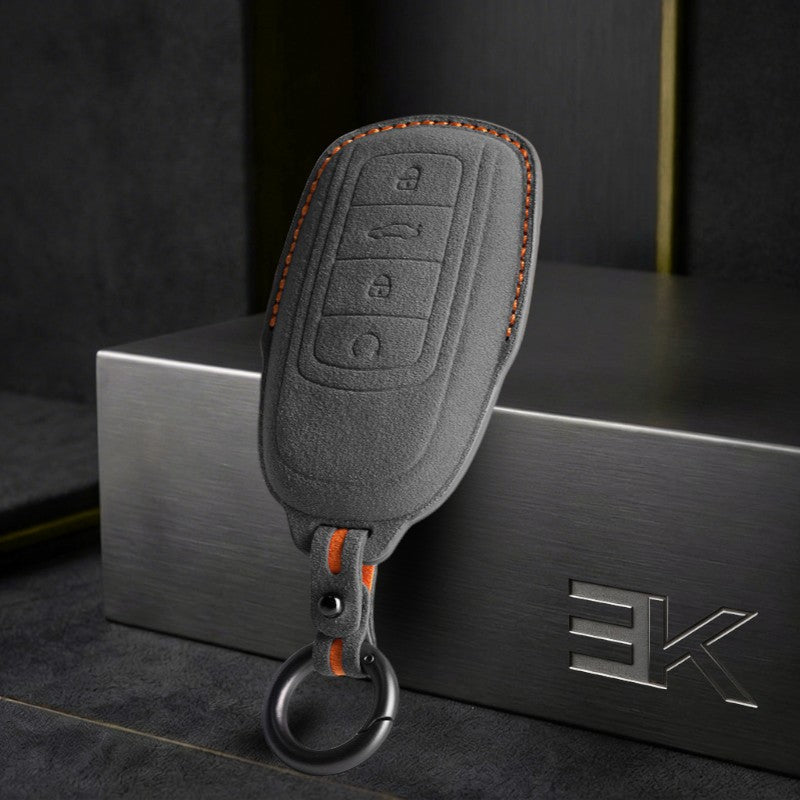 Chery Sleutelhoes — Officieel Alcántara® | Tiggo 4 Pro, Arrizo 8, Omoda C5 & More