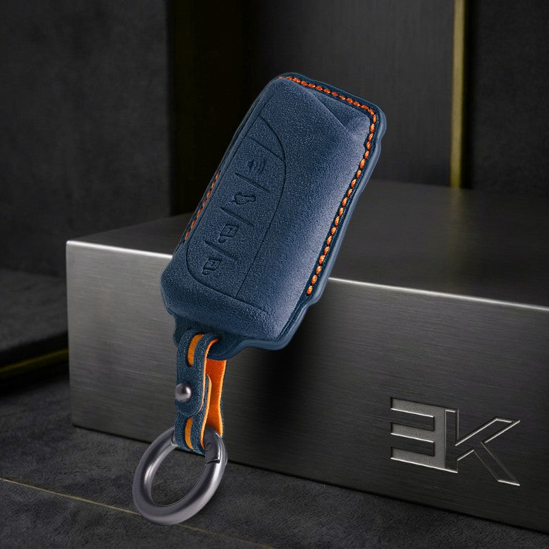 Étui Lexus — Alcántara® Officiel | UX, CT, LC & More