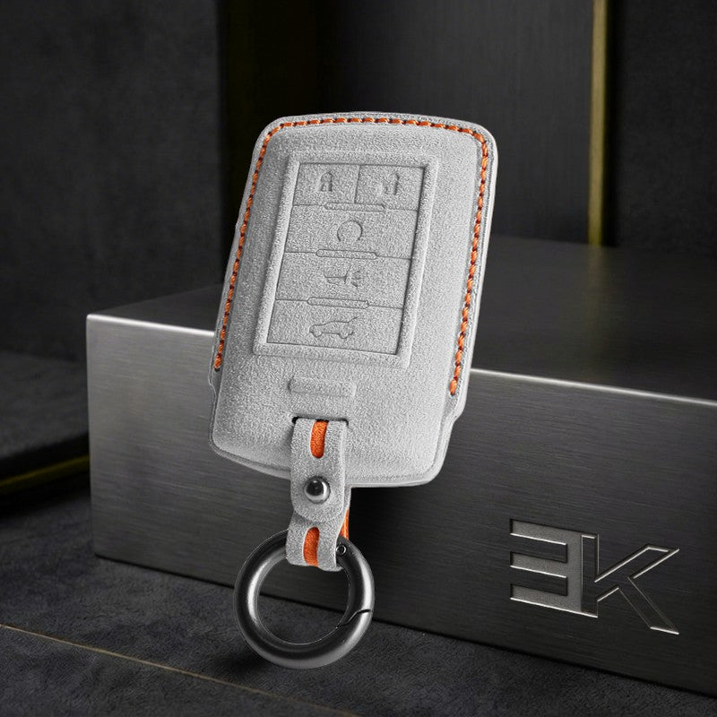 Custodia Cadillac — Alcántara® Ufficiale | XT4, XT6, Lyriq & More