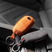 Etui Mazda — Oficjalna Alcántara® | Mazda 3, CX-5, CX-30 & More