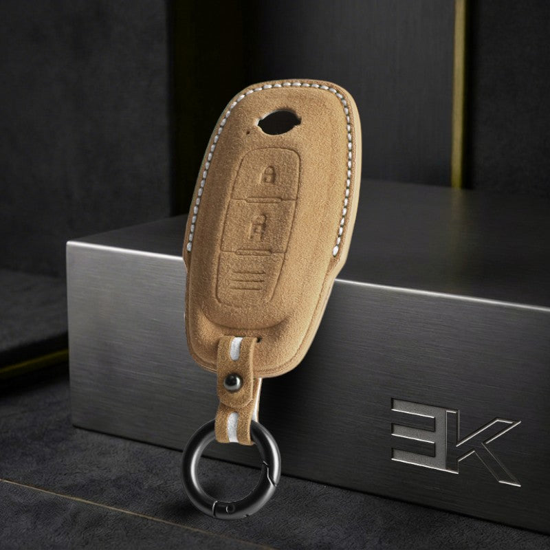 Etui Nissan — Oficjalna Alcántara® | Magnite, Dayz, X-Terra & More
