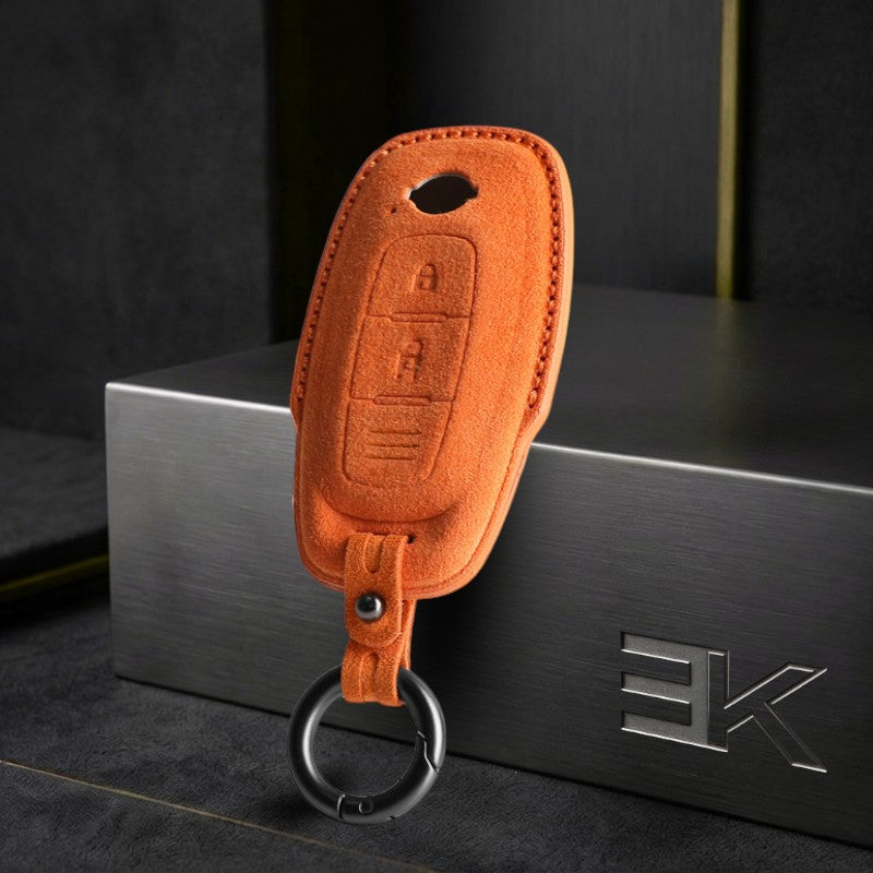 Etui Nissan — Oficjalna Alcántara® | Magnite, Dayz, X-Terra & More