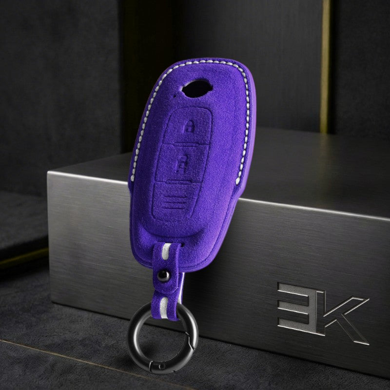 Etui Nissan — Oficjalna Alcántara® | Magnite, Dayz, X-Terra & More