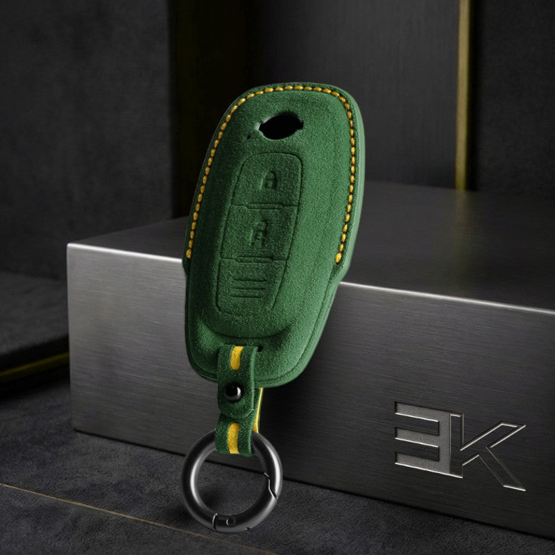 Etui Nissan — Oficjalna Alcántara® | Magnite, Dayz, X-Terra & More