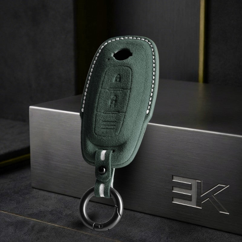 Etui Nissan — Oficjalna Alcántara® | Magnite, Dayz, X-Terra & More