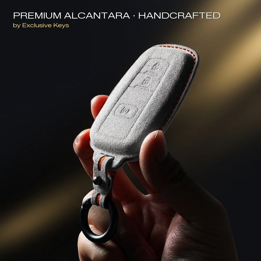 Toyota Sleutelhoes — Officieel Alcántara® | Alphard, Vellfire, Voxy & More