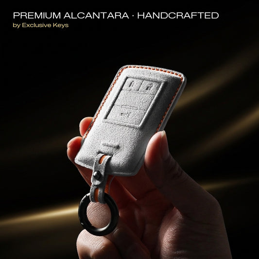 Cadillac Schlüsselhülle — Offizielle Alcántara® | CT6, Escalade, XT5 & More