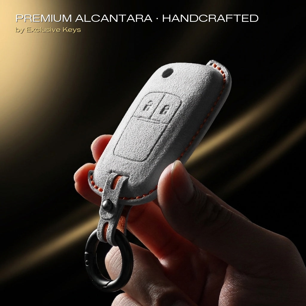 Étui Chevrolet &amp; GMC — Alcántara® Officiel | Spark, Bolt EV, Aveo & More