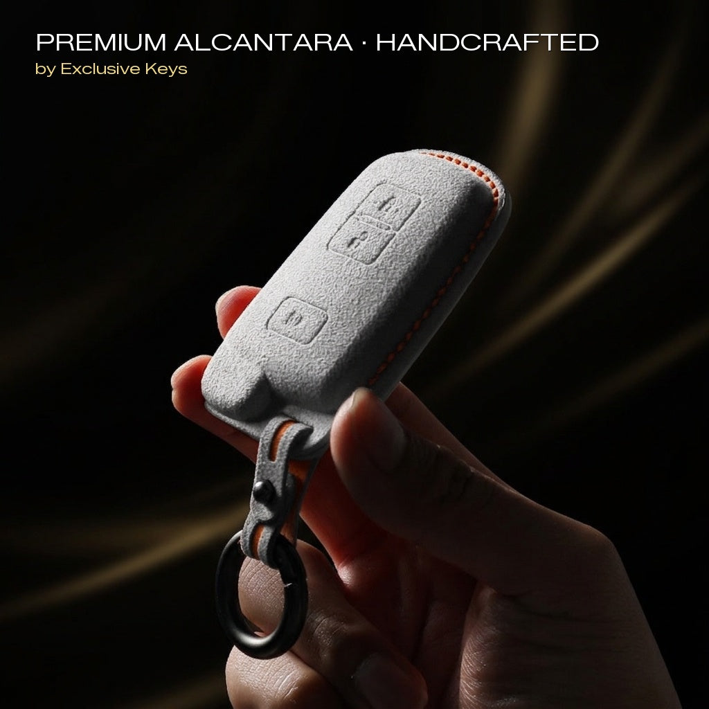 Toyota Sleutelhoes — Officieel Alcántara® | Probox, Roomy, Tank & More