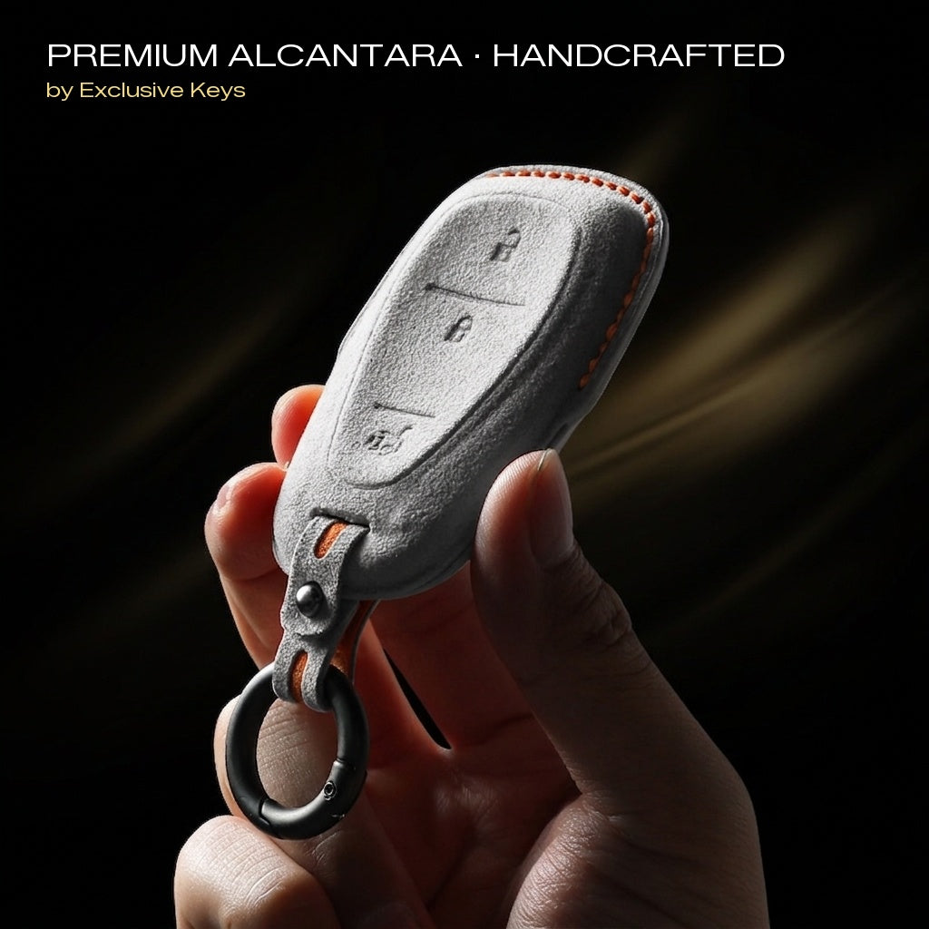 Custodia Chevrolet &amp; GMC — Alcántara® Ufficiale | Camaro, Silverado, Tahoe, Suburban & More (3 Pulsanti)