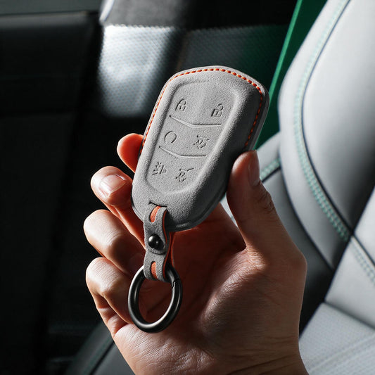 Cadillac Sleutelhoes — Officieel Alcántara® | Escalade, Escalade IQ, Lyriq & More (6 Buttons)