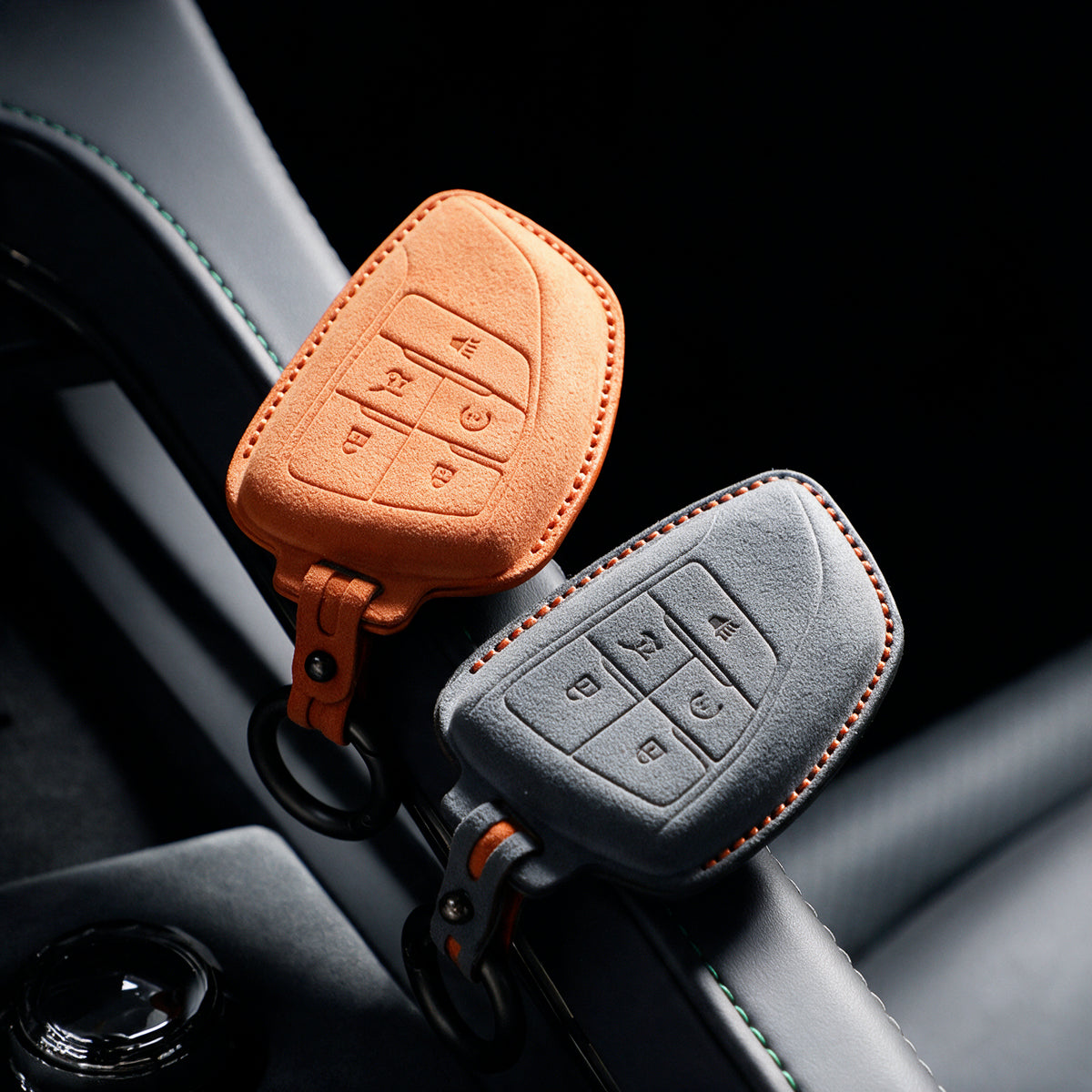 GMC · Chevrolet Key Fob Cover — Official Alcántara® | Sierra, Tahoe, Yukon & More (5 Buttons)